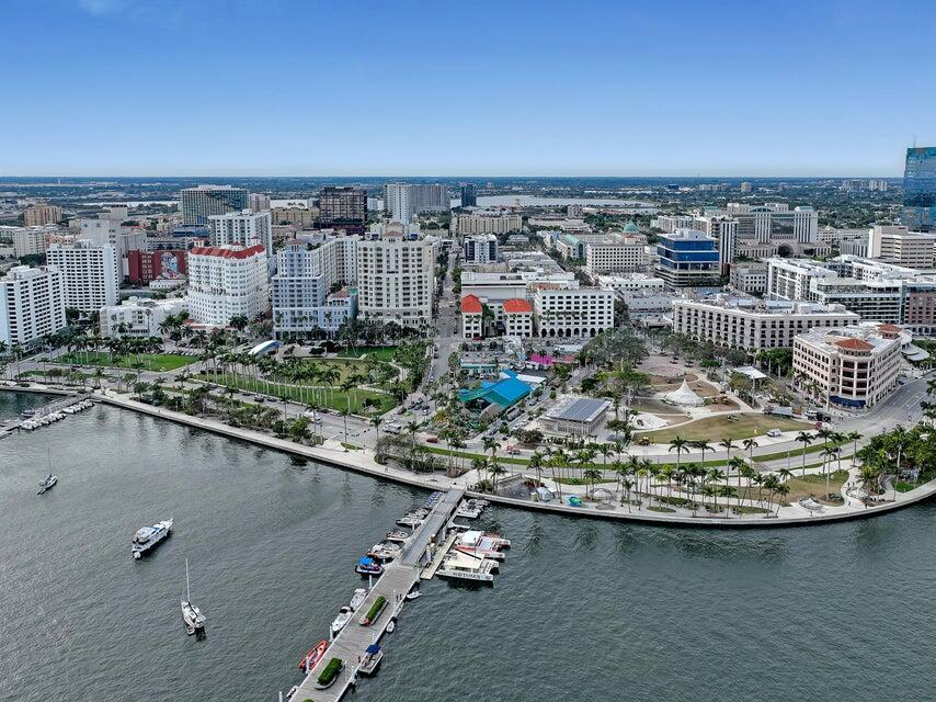 ESPLANADE GRANDE CONDO - Residential