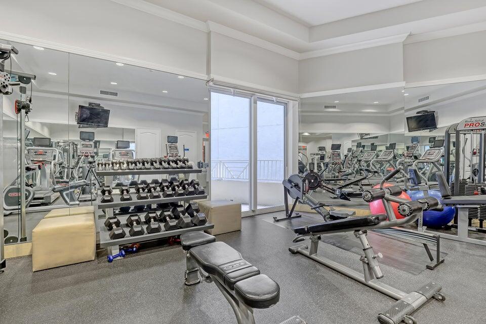 ESPLANADE GRANDE CONDO - Residential