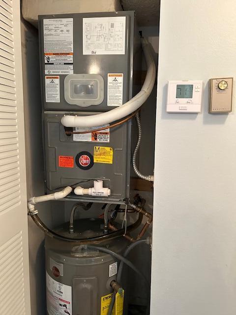 GOLDEN LAKES VILLAGE - Residential