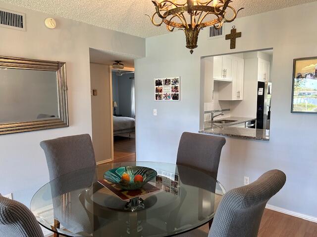 GOLDEN LAKES VILLAGE - Residential