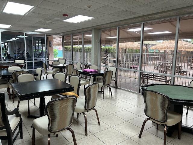 GOLDEN LAKES VILLAGE - Residential