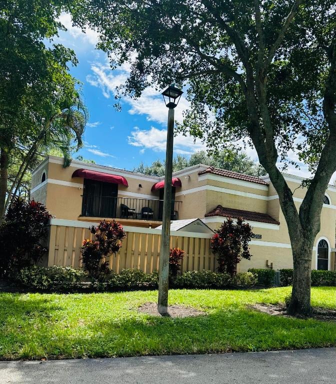 Photo of 4260 Village Drive #B, Delray Beach, FL 33445 (MLS # R11077212)