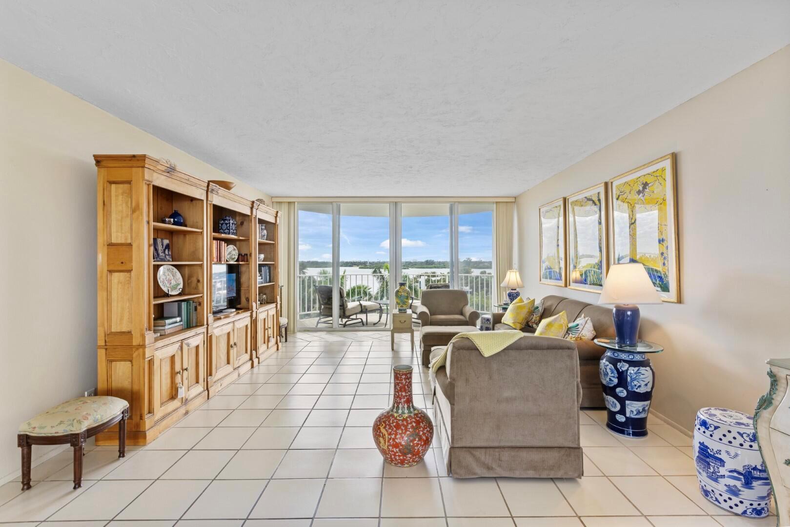 2295 S Ocean Boulevard 616