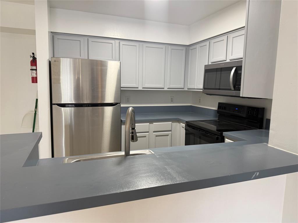 South Palm Place - Residential