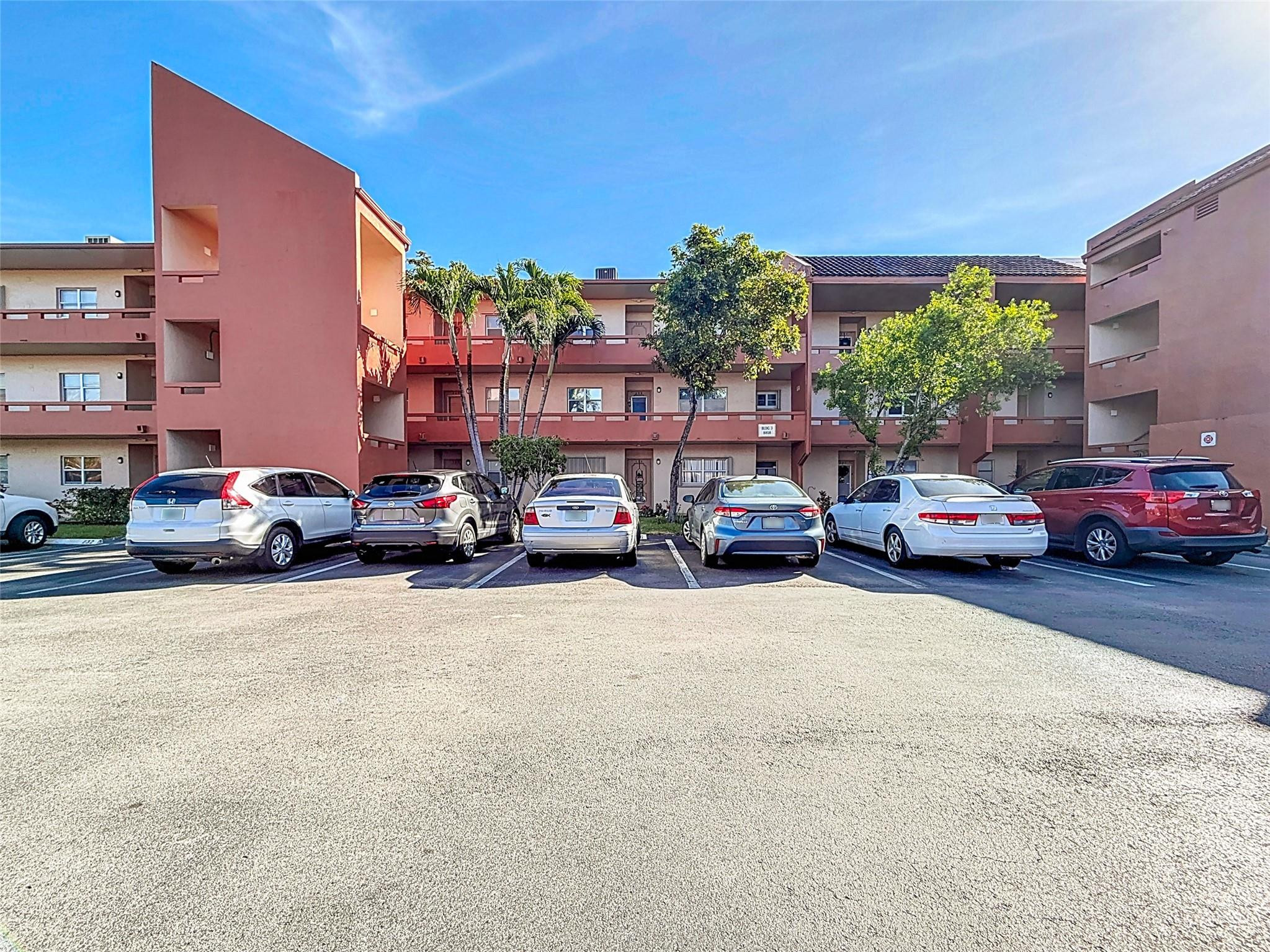 The Greens Condo - Residential