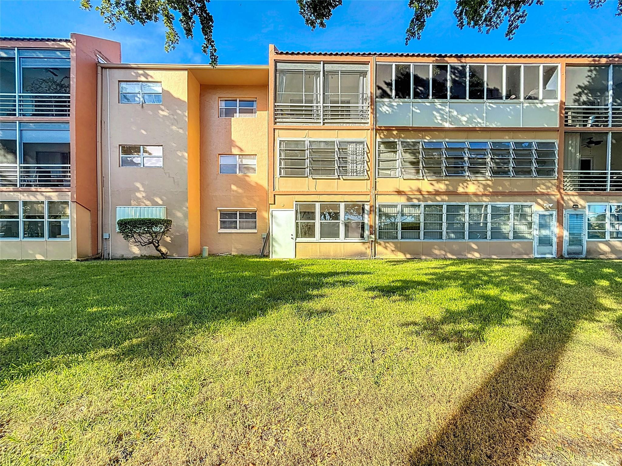 The Greens Condo - Residential