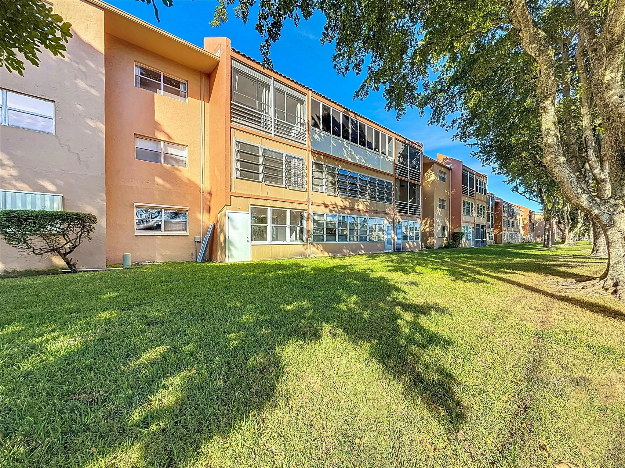 The Greens Condo - Residential