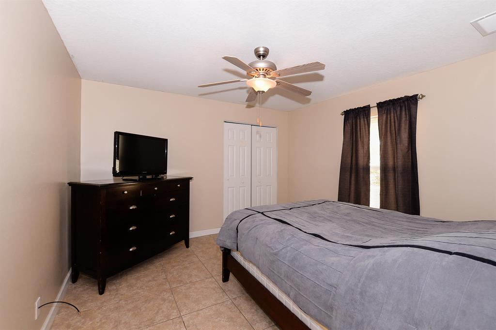 PORT ST LUCIE SECTION 25 - Residential