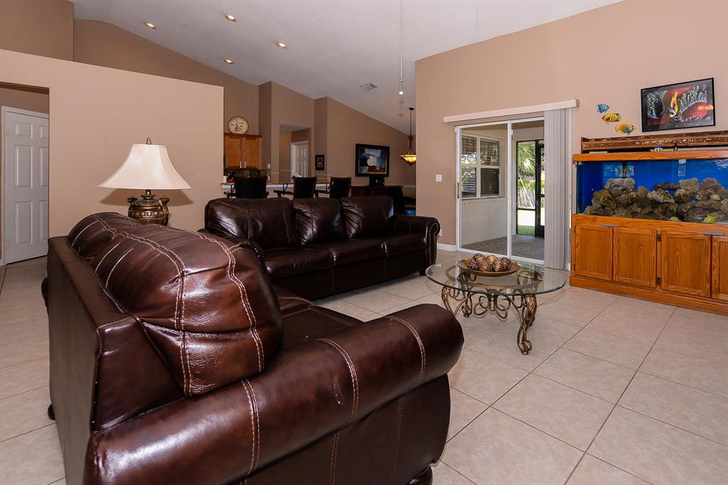 PORT ST LUCIE SECTION 25 - Residential