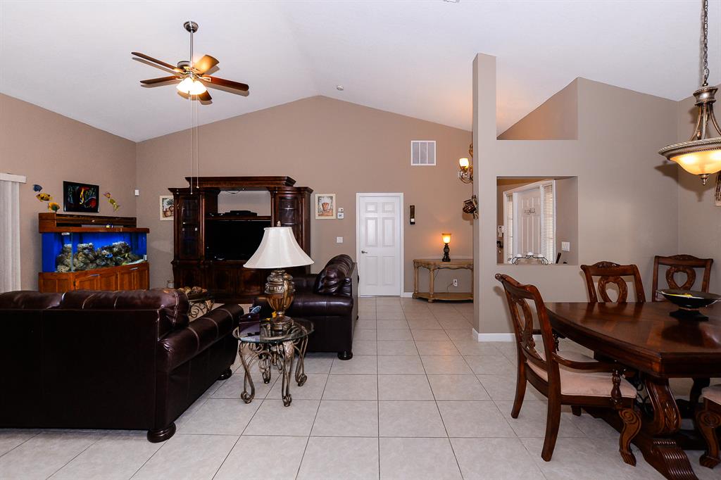 PORT ST LUCIE SECTION 25 - Residential