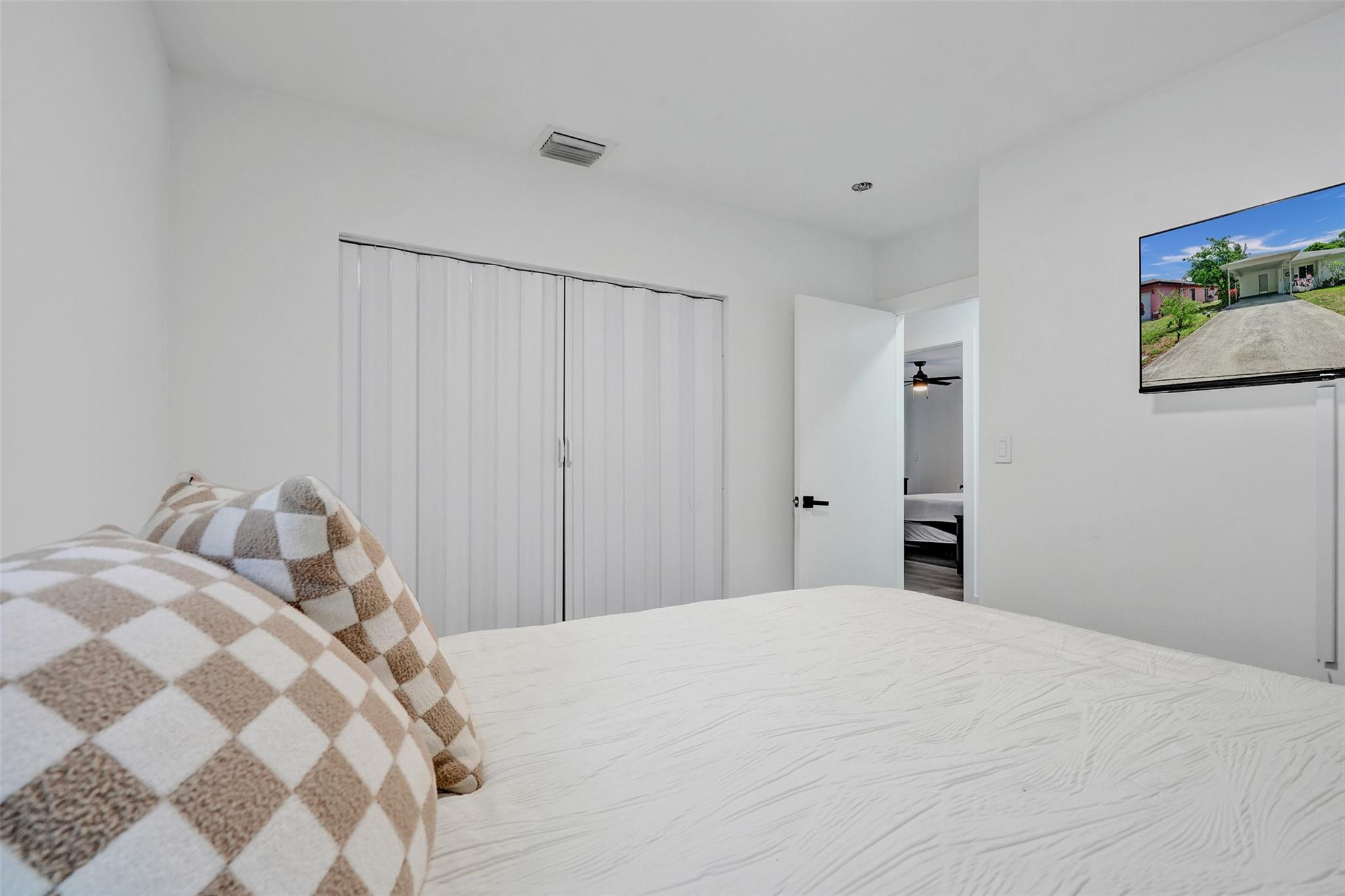 POMPANO BCH COMMUNITY - Residential
