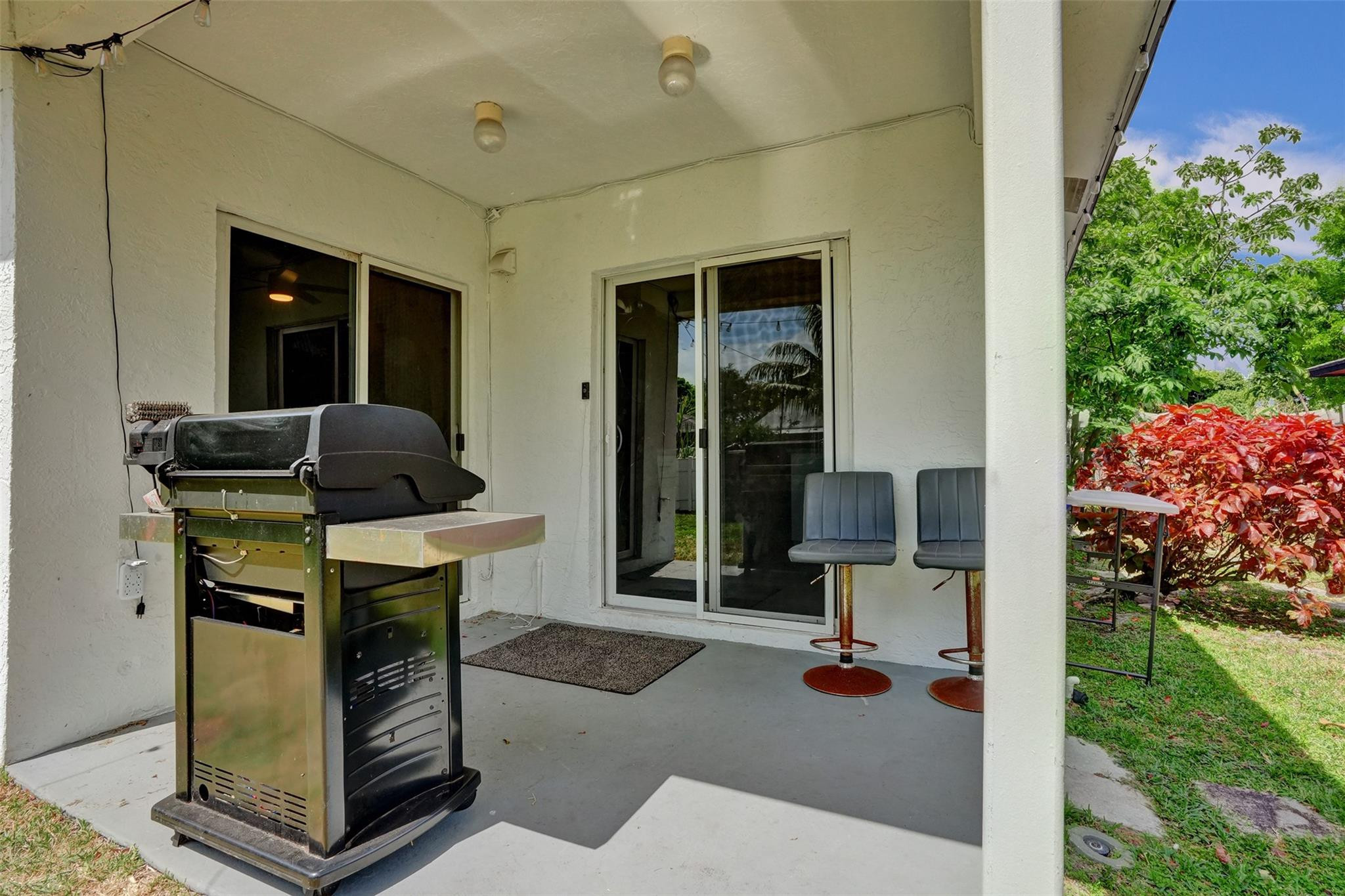 POMPANO BCH COMMUNITY - Residential