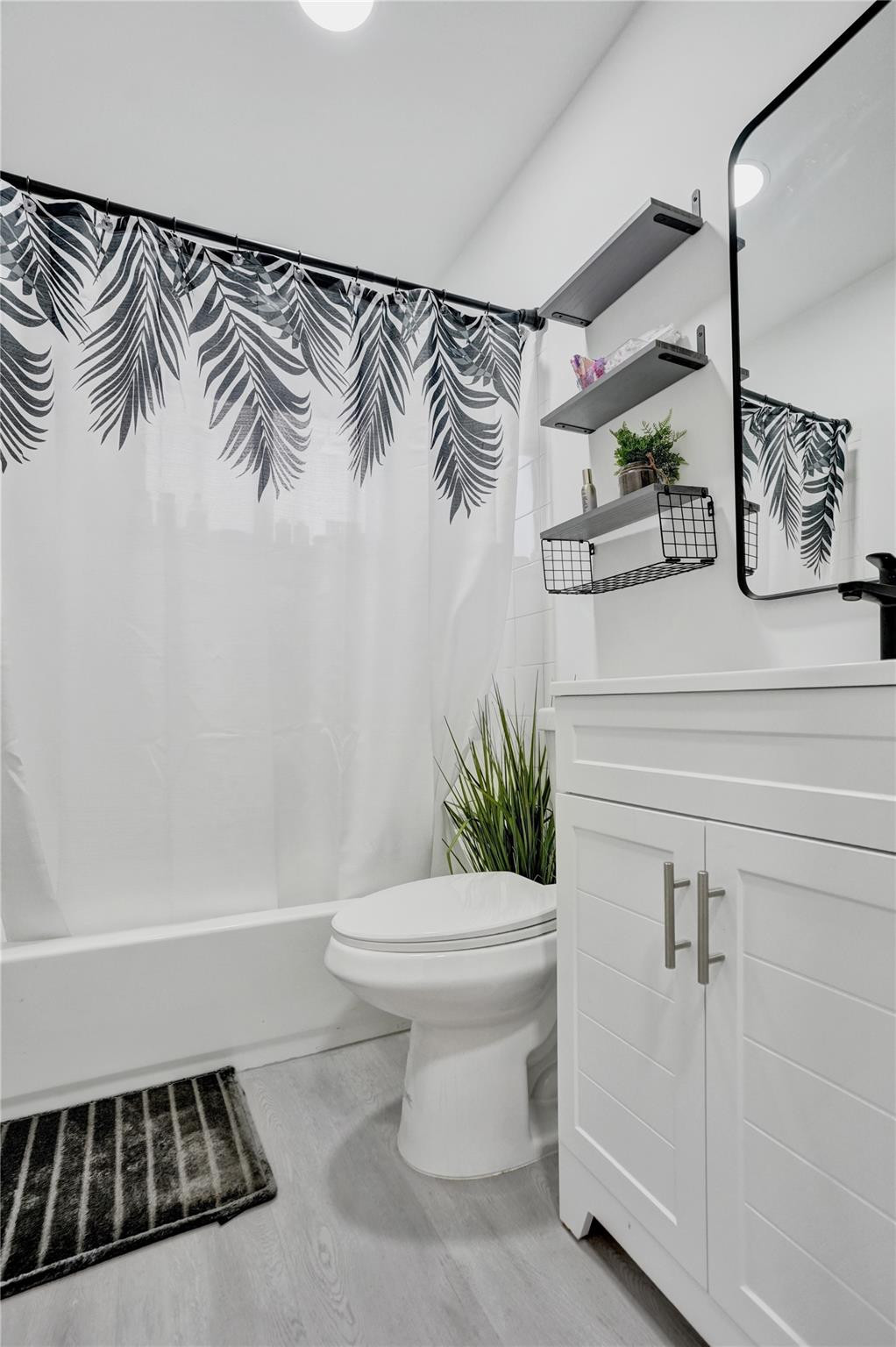 POMPANO BCH COMMUNITY - Residential
