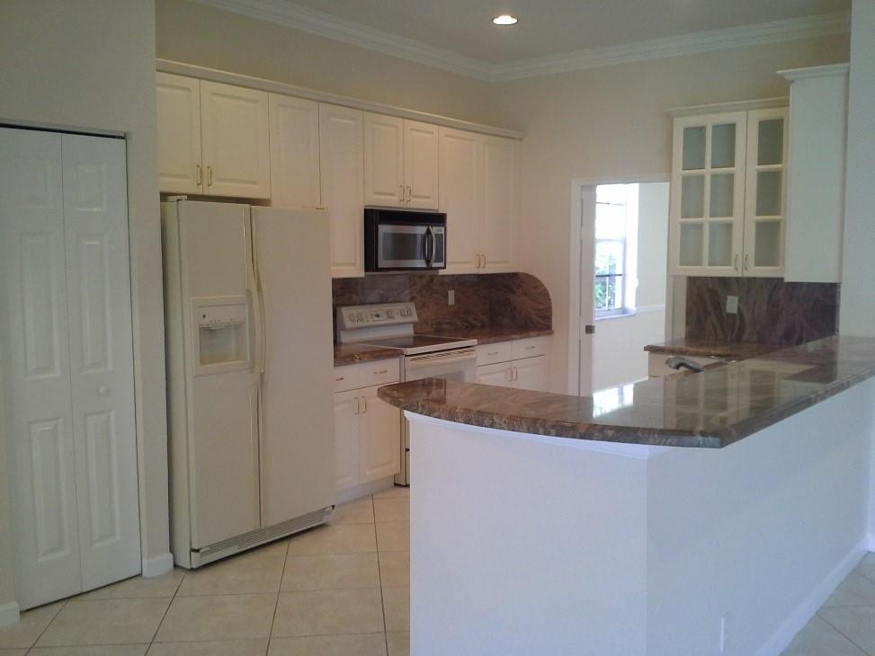 SECTOR 2-PARCELS 12 13 14 - Residential Lease