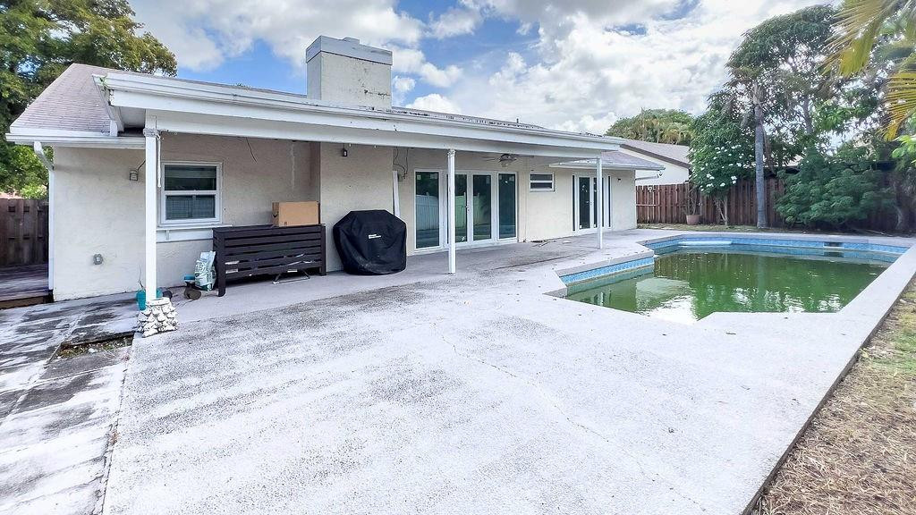 Comrock 95-47 B - Residential