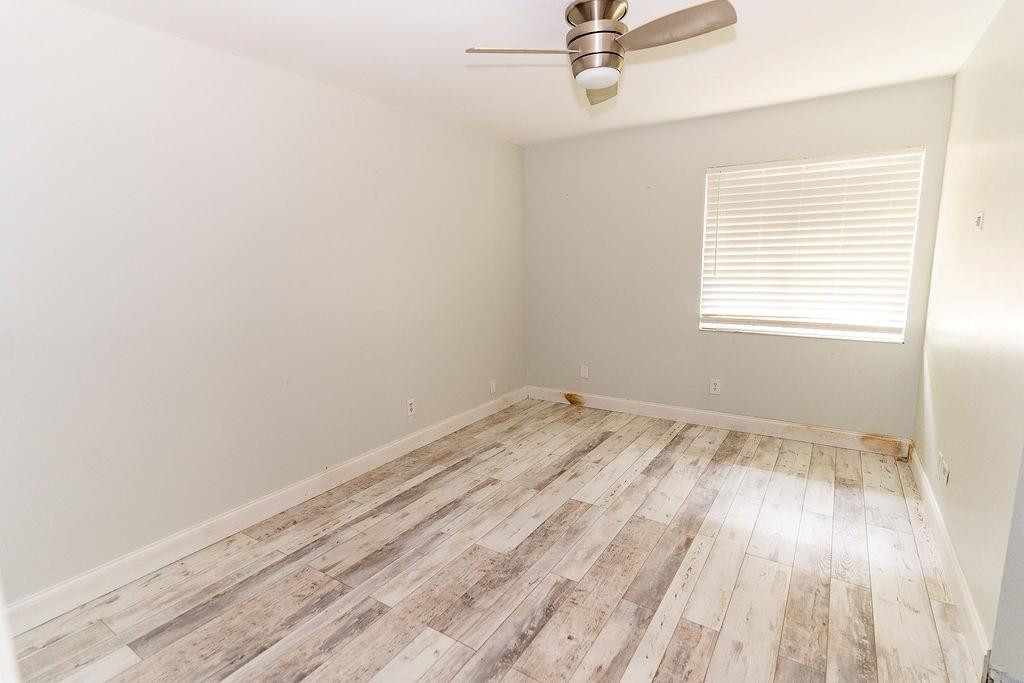 Comrock 95-47 B - Residential