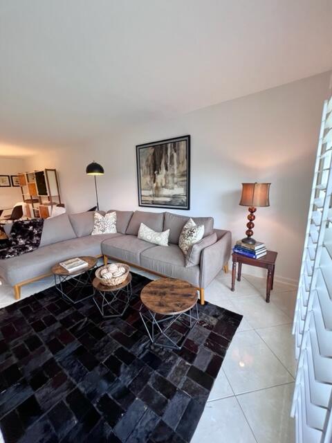 PARK TOWERS CONDO - Residential