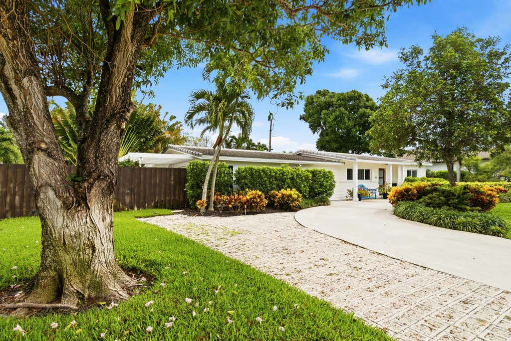 Photo of 251 Gregory Place, West Palm Beach, FL 33405 (MLS # B26039524)