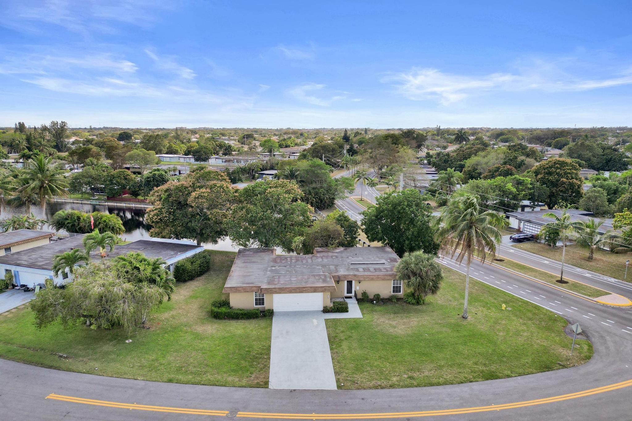 MAINLANDS OF TAMARAC LAKE - Residential