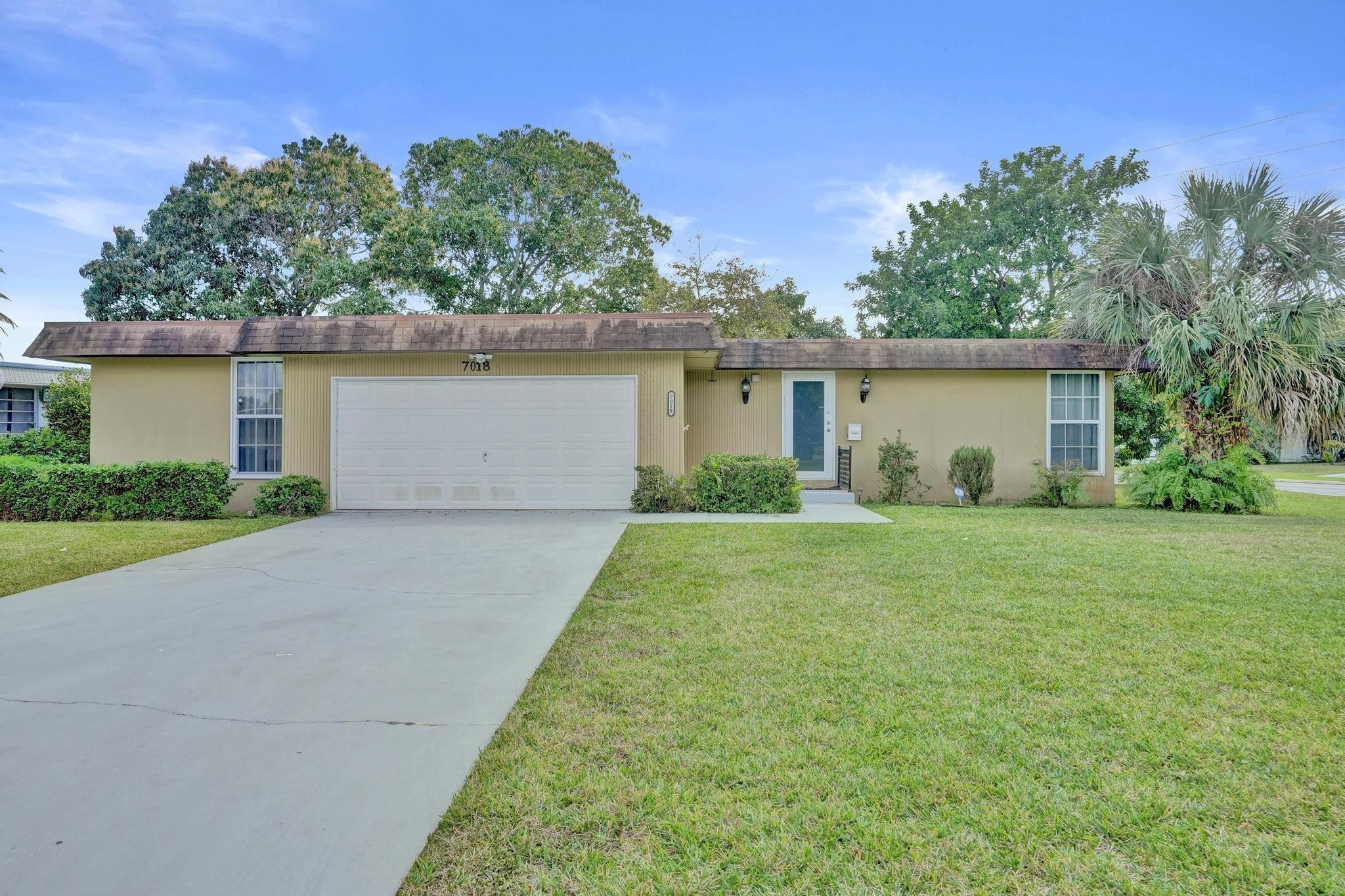 MAINLANDS OF TAMARAC LAKE - Residential
