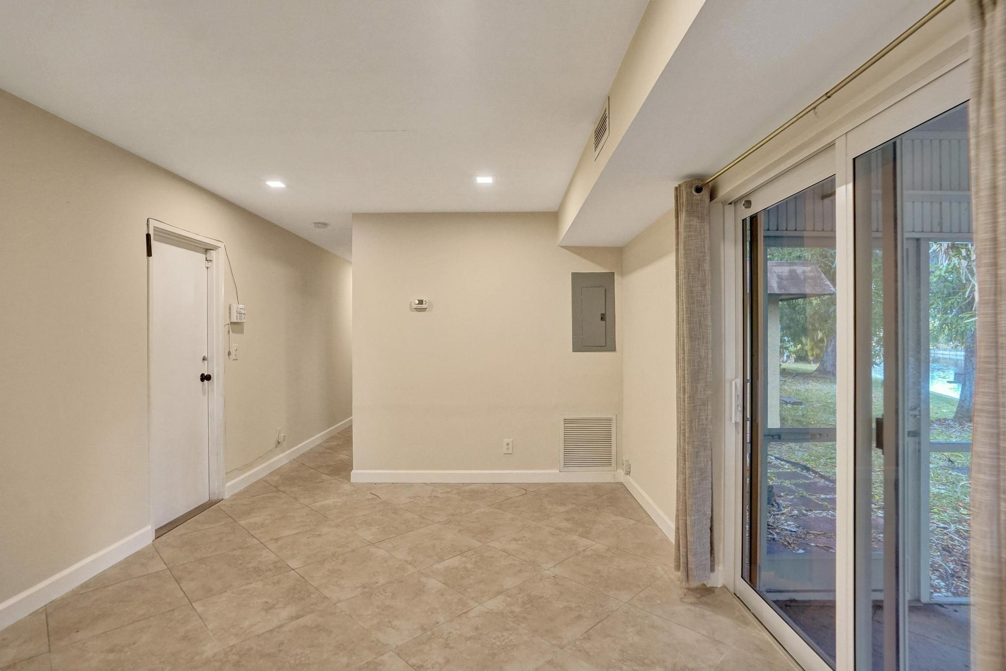 MAINLANDS OF TAMARAC LAKE - Residential