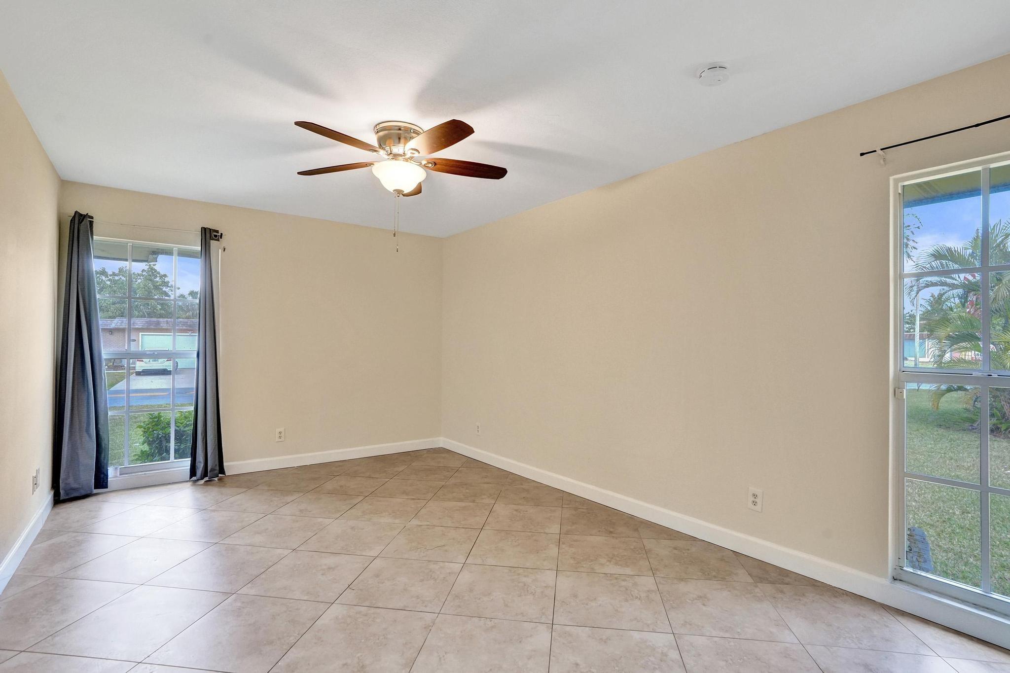 MAINLANDS OF TAMARAC LAKE - Residential