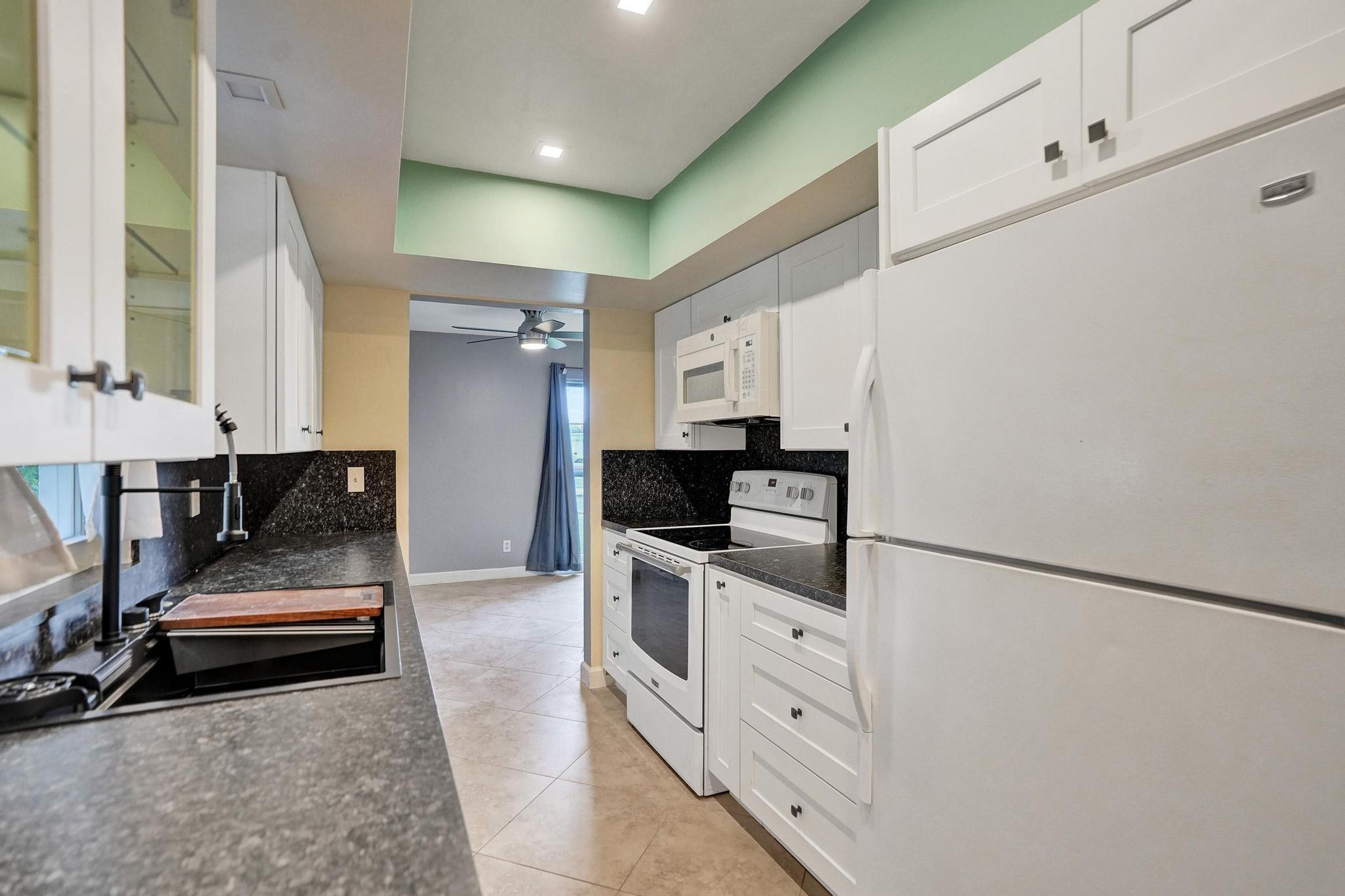 MAINLANDS OF TAMARAC LAKE - Residential