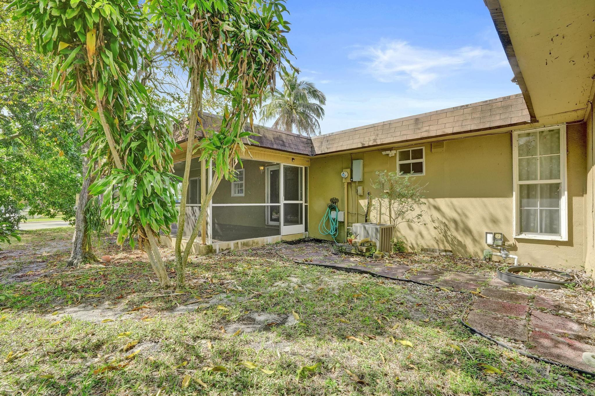 MAINLANDS OF TAMARAC LAKE - Residential