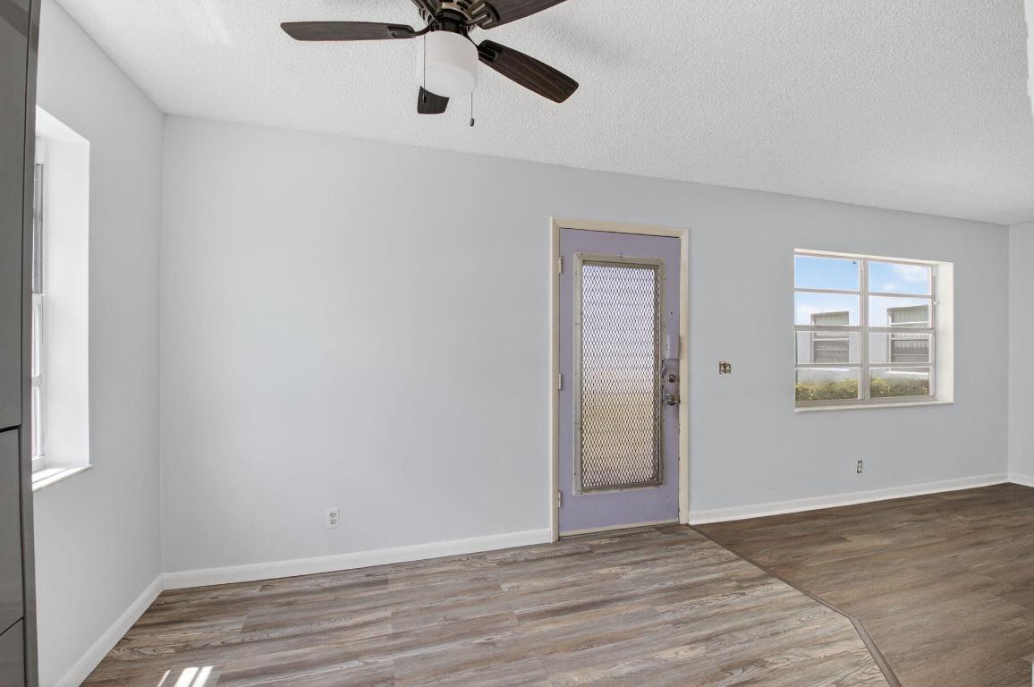 Kings Point Normandy Condos - Residential