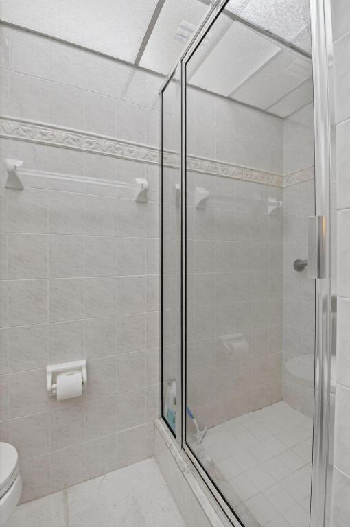 Kings Point Normandy Condos - Residential