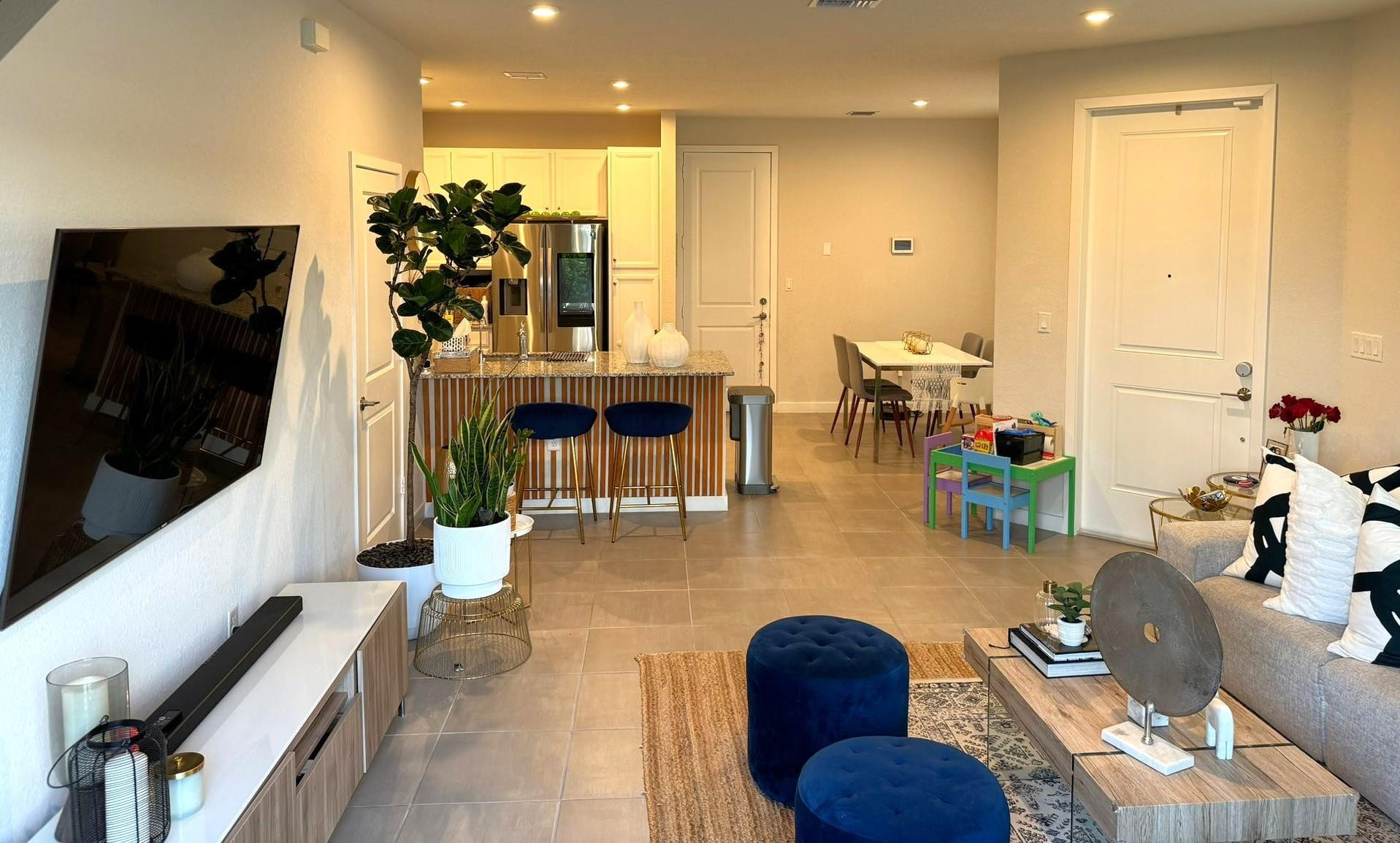 MC RESIDENTIAL - Residential Lease