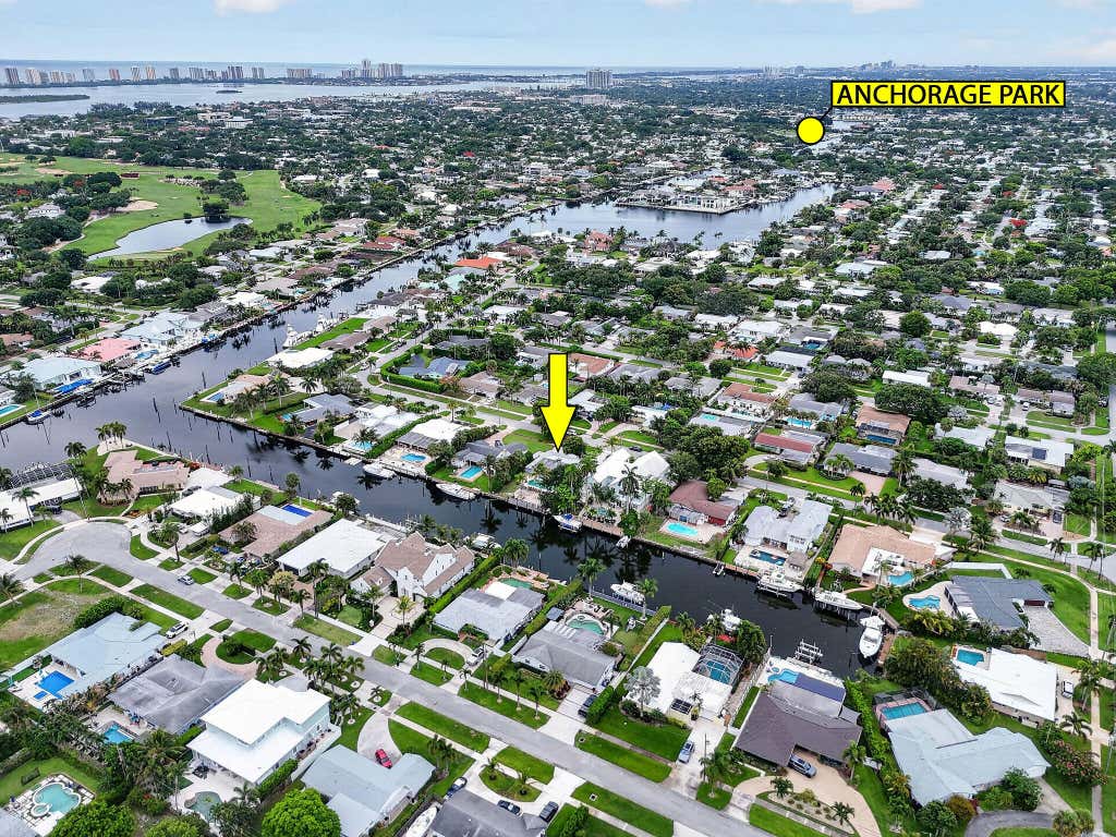 Photo of 717 Robin Way, North Palm Beach, FL 33408 (MLS # B26040717)