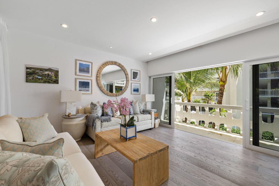 THREE HUNDRED SOUTH OCEAN BLVD APTS INC 300 S OCEA - Residential