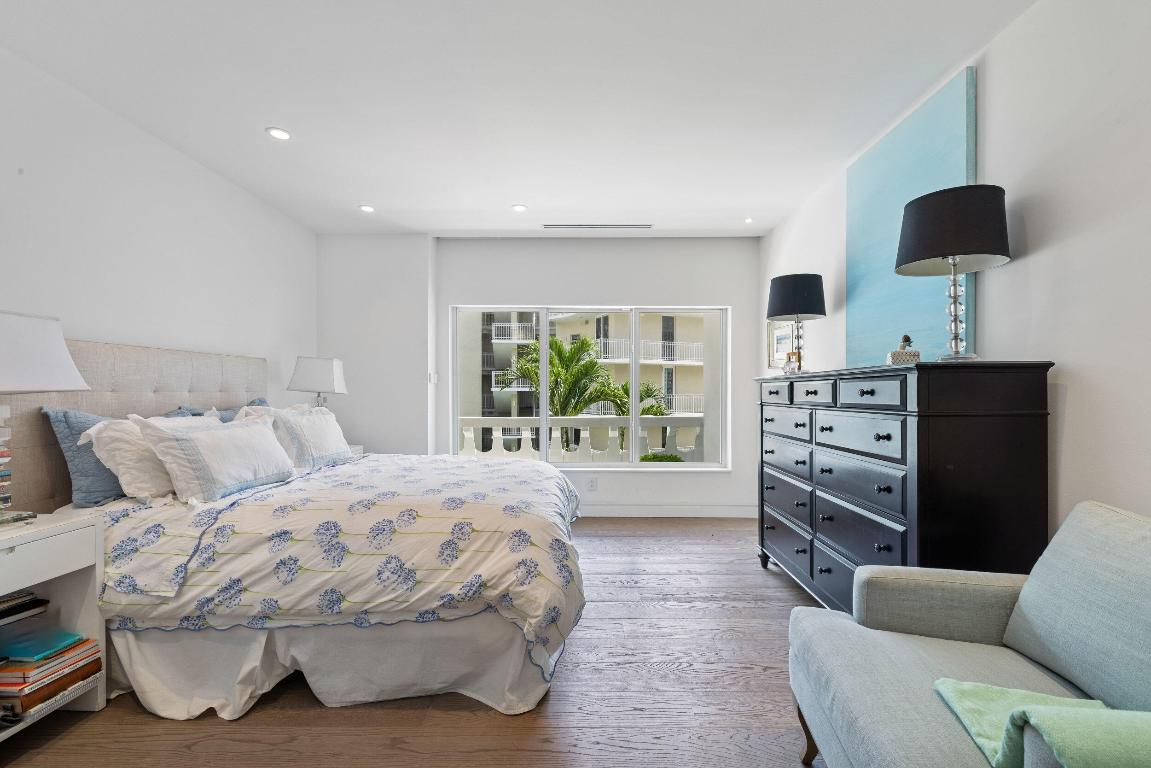 THREE HUNDRED SOUTH OCEAN BLVD APTS INC 300 S OCEA - Residential