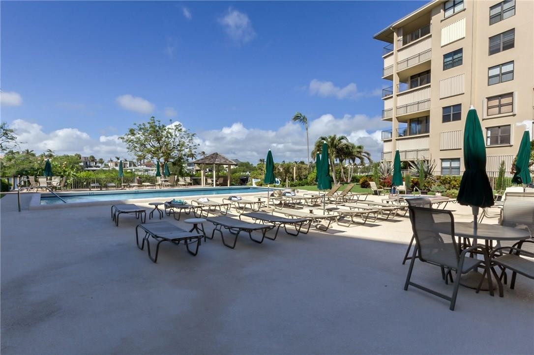 PALM BEACH HARBOUR CLUB C - Residential