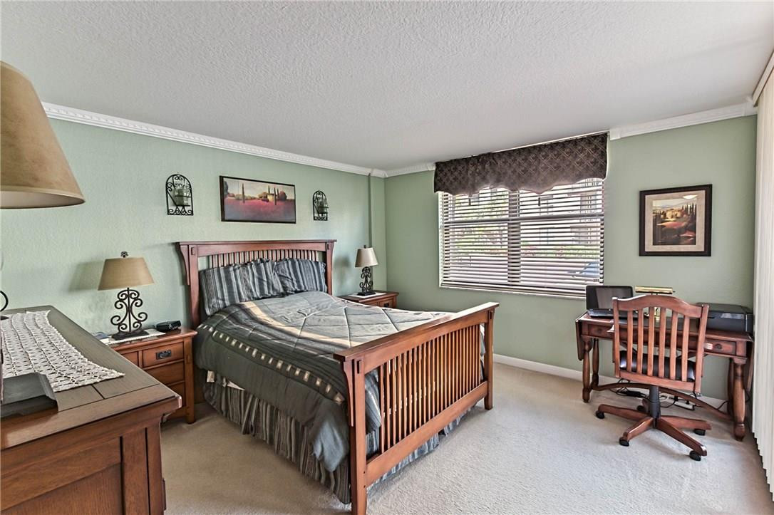 PALM BEACH HARBOUR CLUB C - Residential
