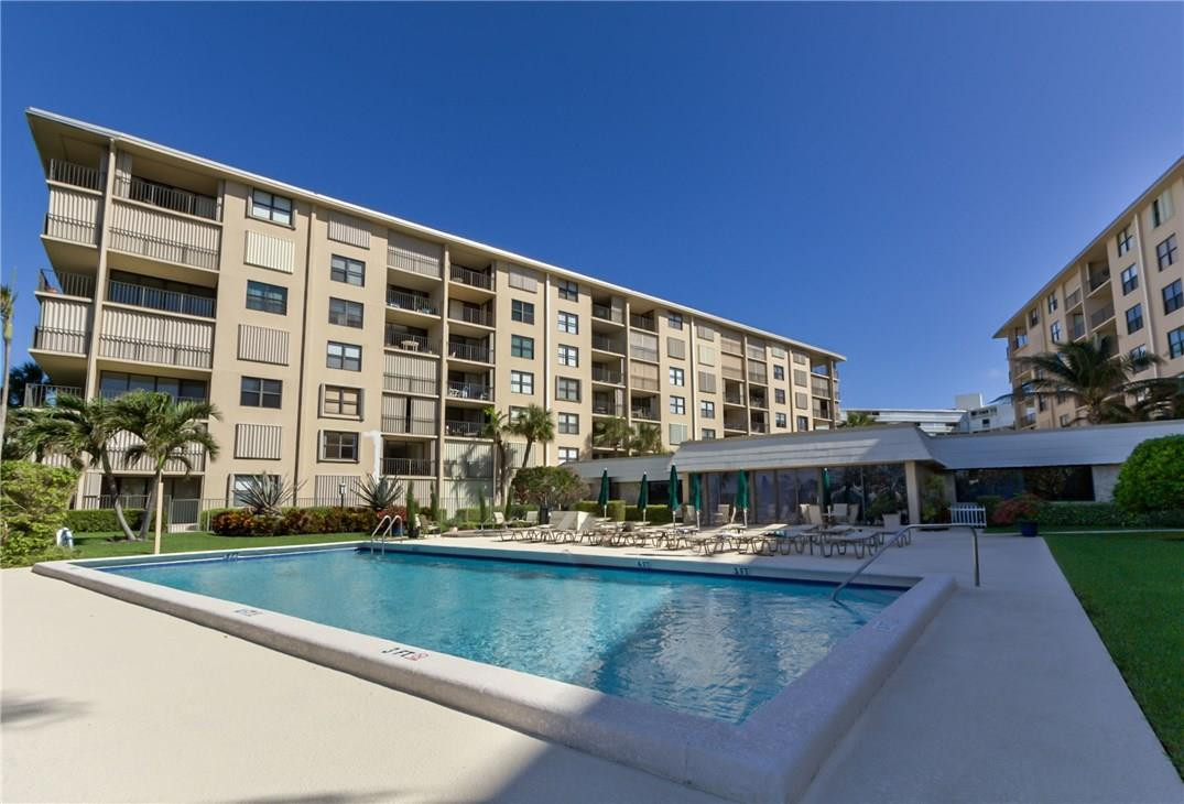 PALM BEACH HARBOUR CLUB C - Residential