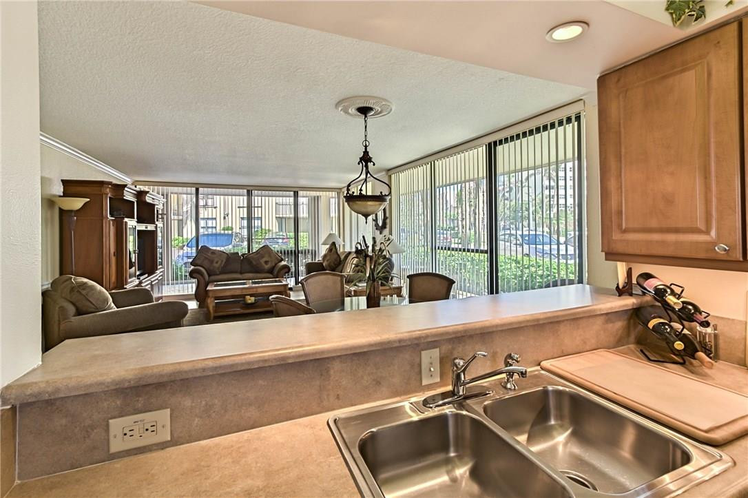 PALM BEACH HARBOUR CLUB C - Residential