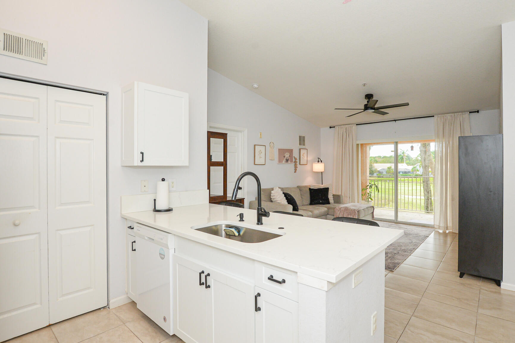 THE CLUB AT ST LUCIE WEST, A CONDOMINIUM - Residential