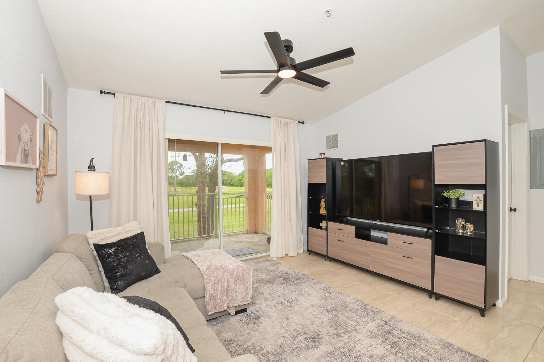 THE CLUB AT ST LUCIE WEST, A CONDOMINIUM - Residential