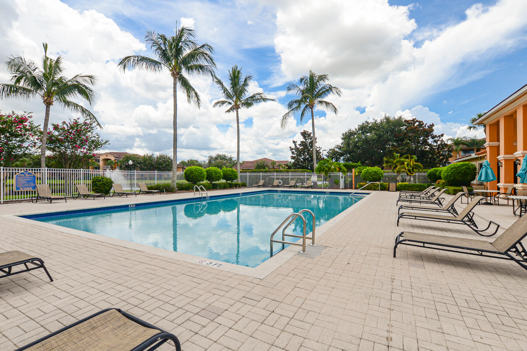 THE CLUB AT ST LUCIE WEST, A CONDOMINIUM - Residential