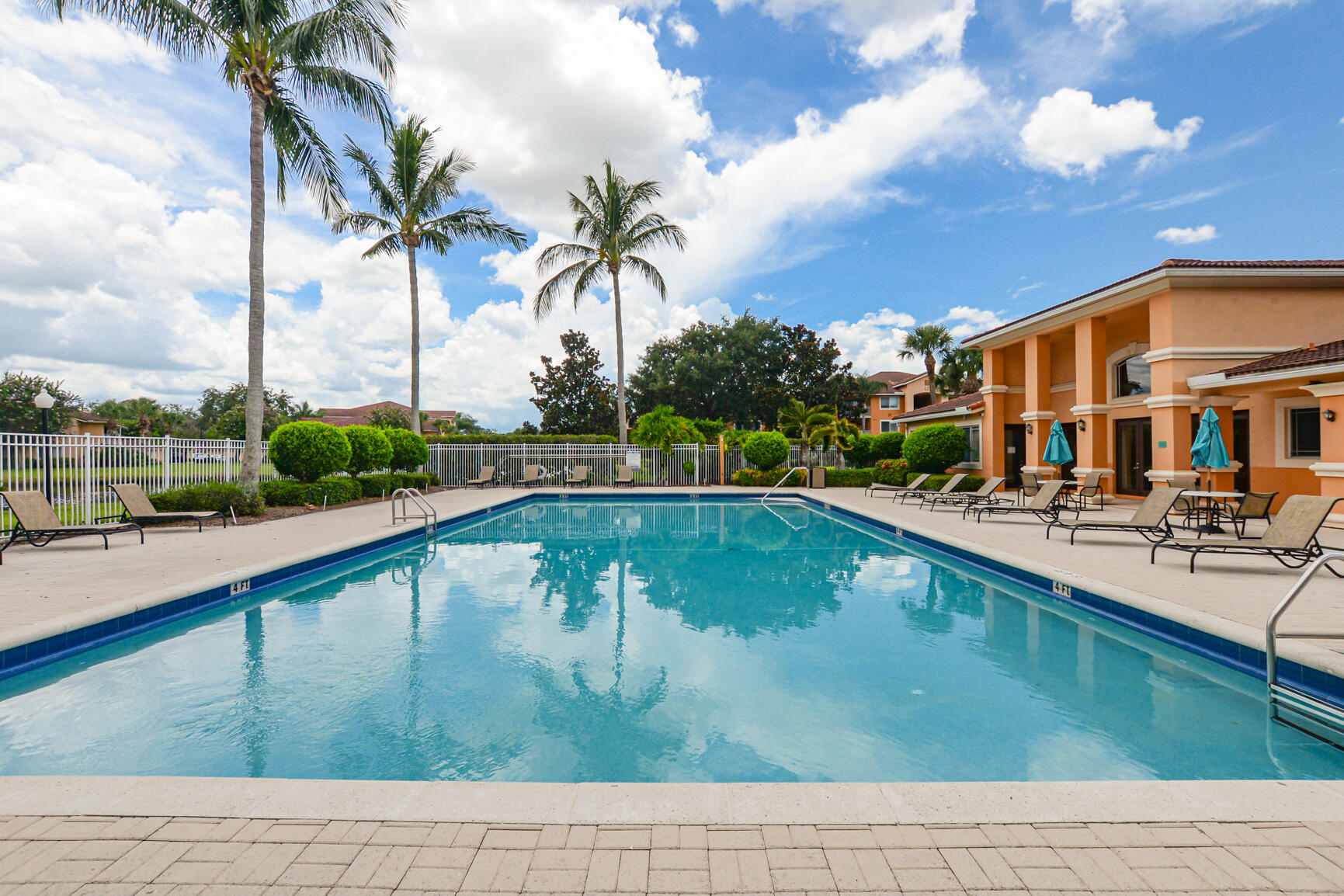 THE CLUB AT ST LUCIE WEST, A CONDOMINIUM - Residential