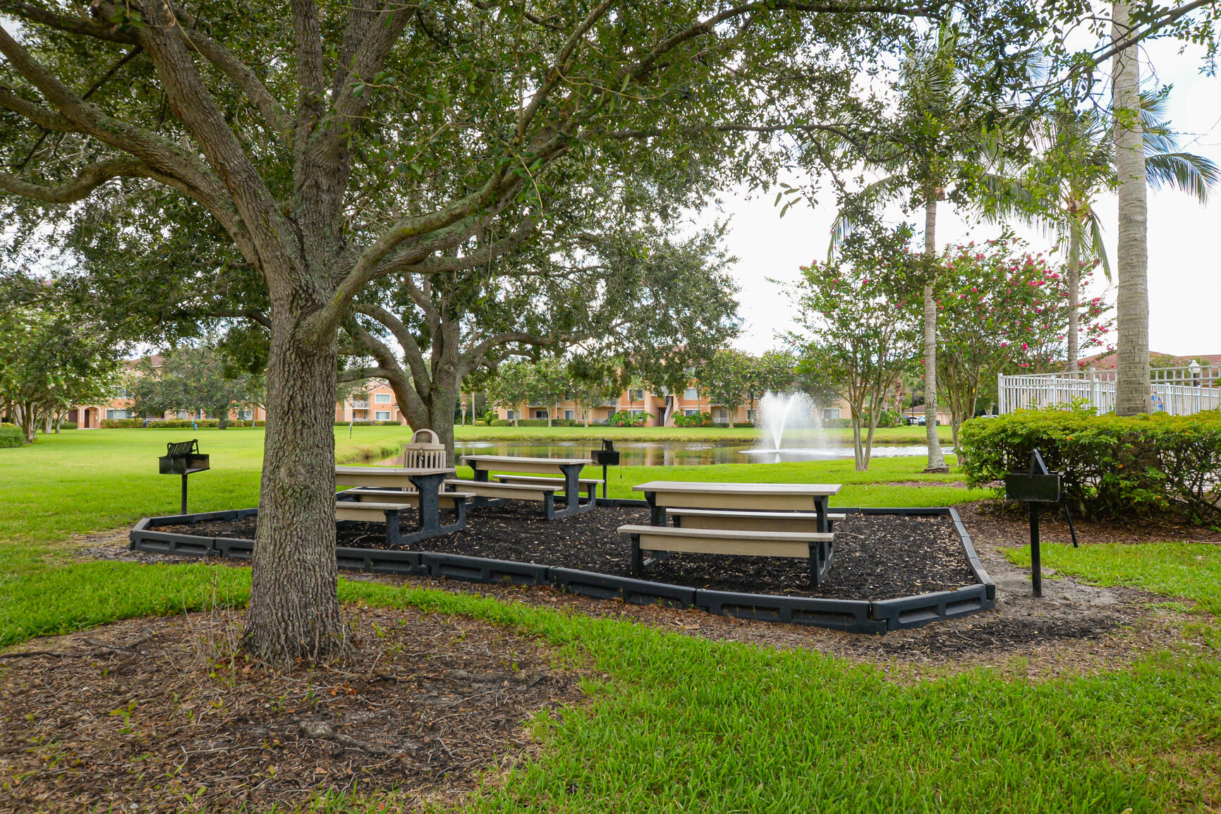 THE CLUB AT ST LUCIE WEST, A CONDOMINIUM - Residential