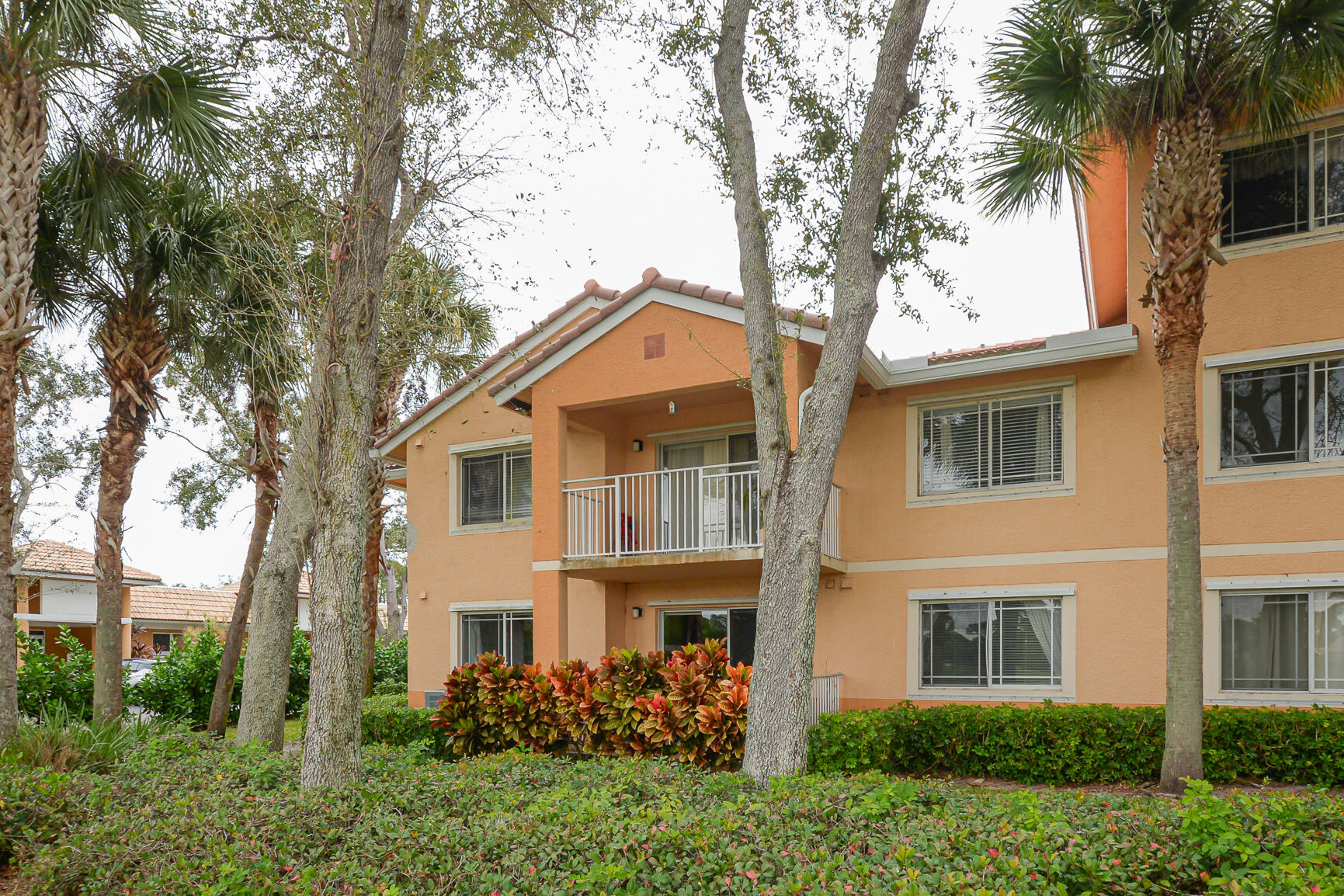 THE CLUB AT ST LUCIE WEST, A CONDOMINIUM - Residential