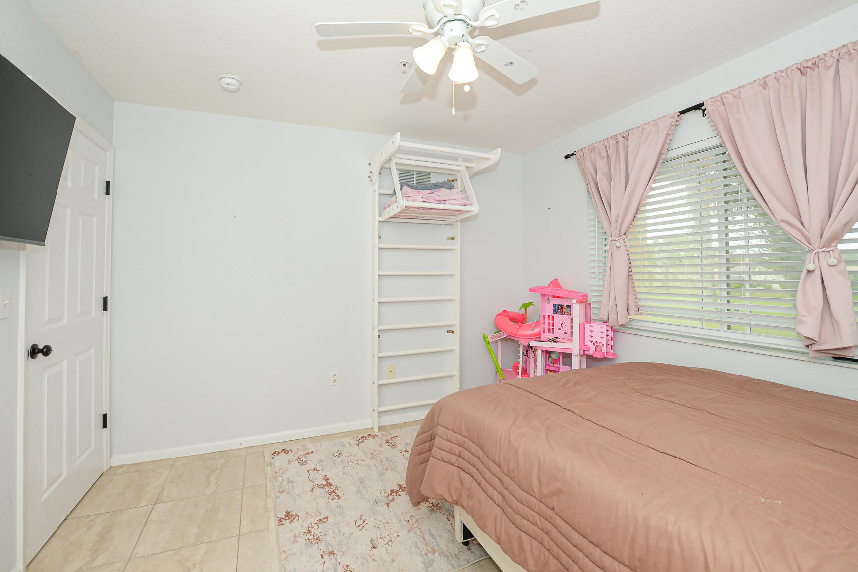 THE CLUB AT ST LUCIE WEST, A CONDOMINIUM - Residential