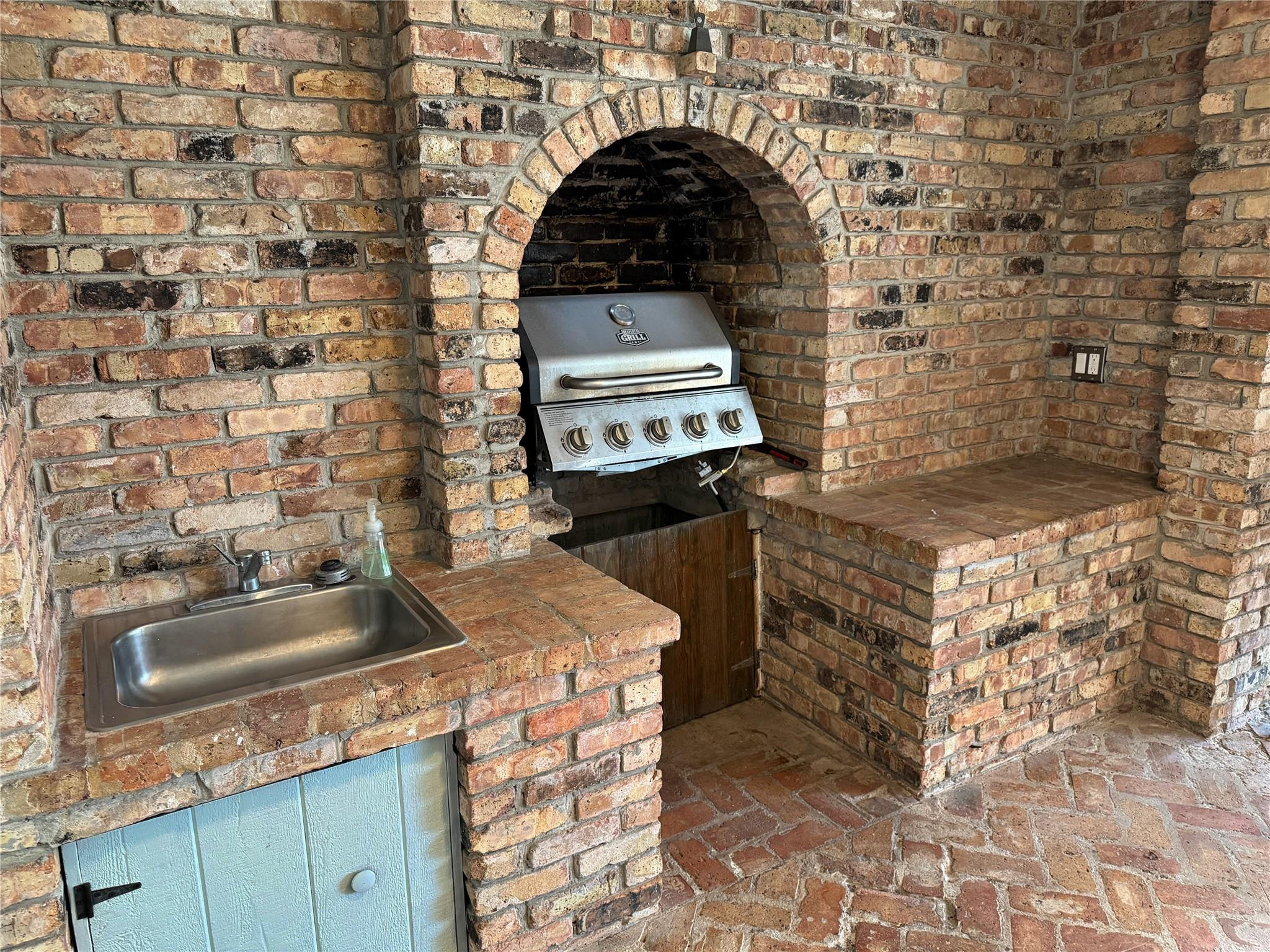 WESTCHESTER - Residential Lease