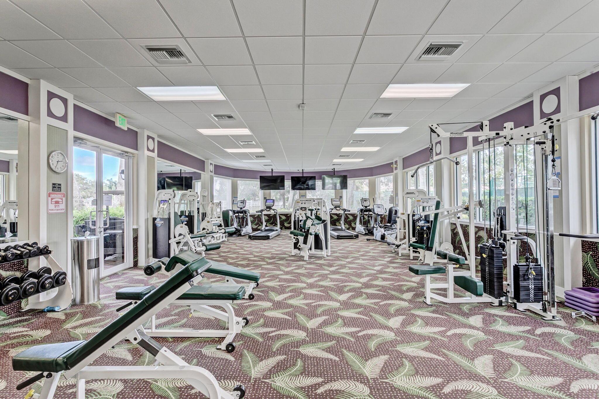 ISLES AT PALM BEACH GARDE - Residential