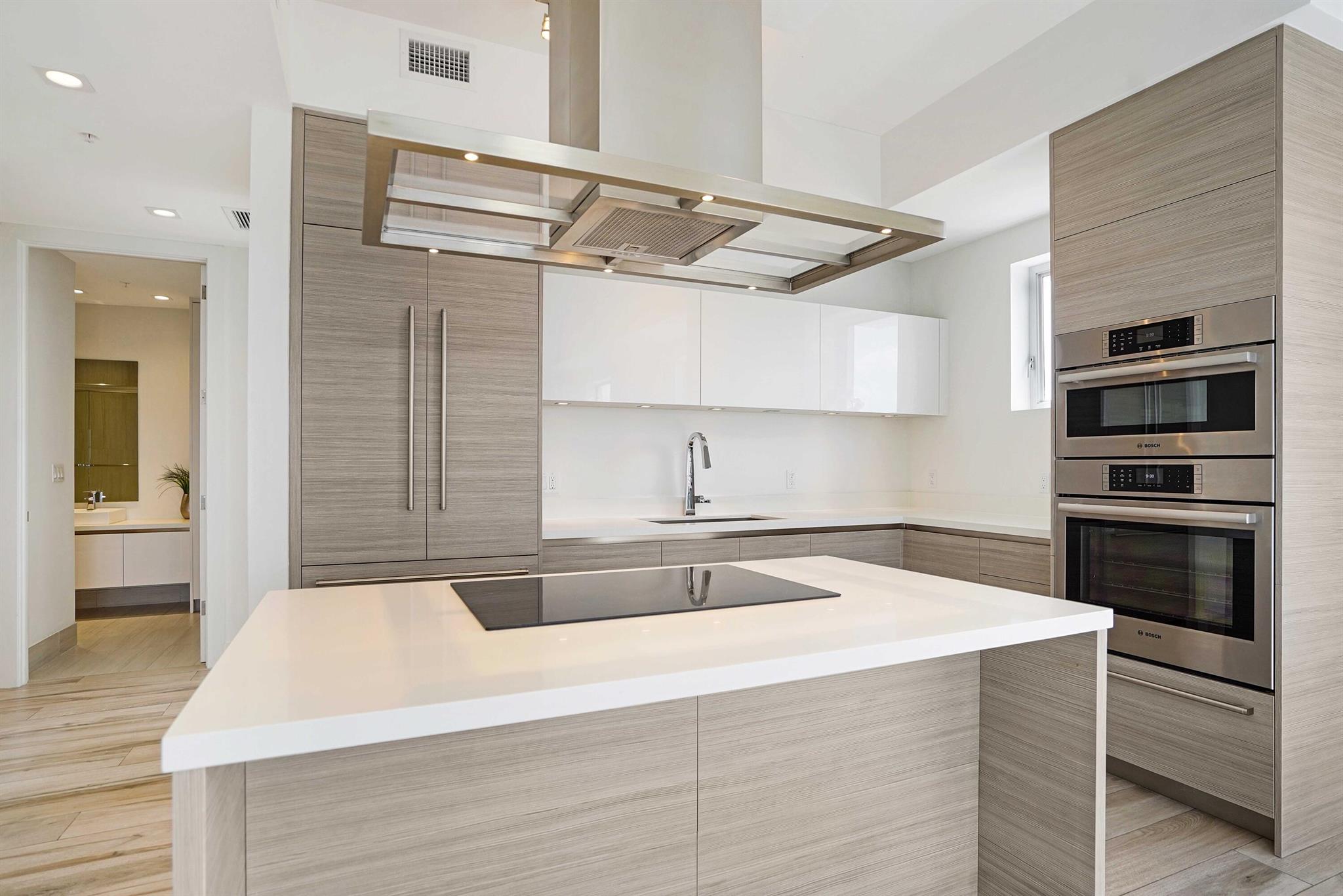 155 E Boca Raton Road 822