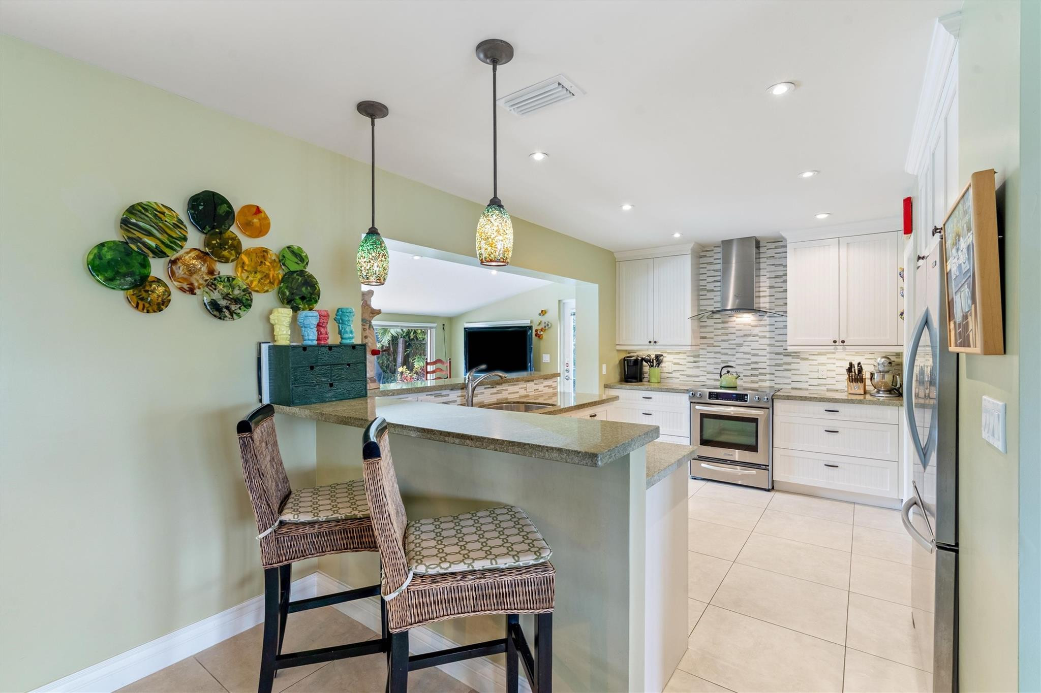 Tropical Manors - Residential