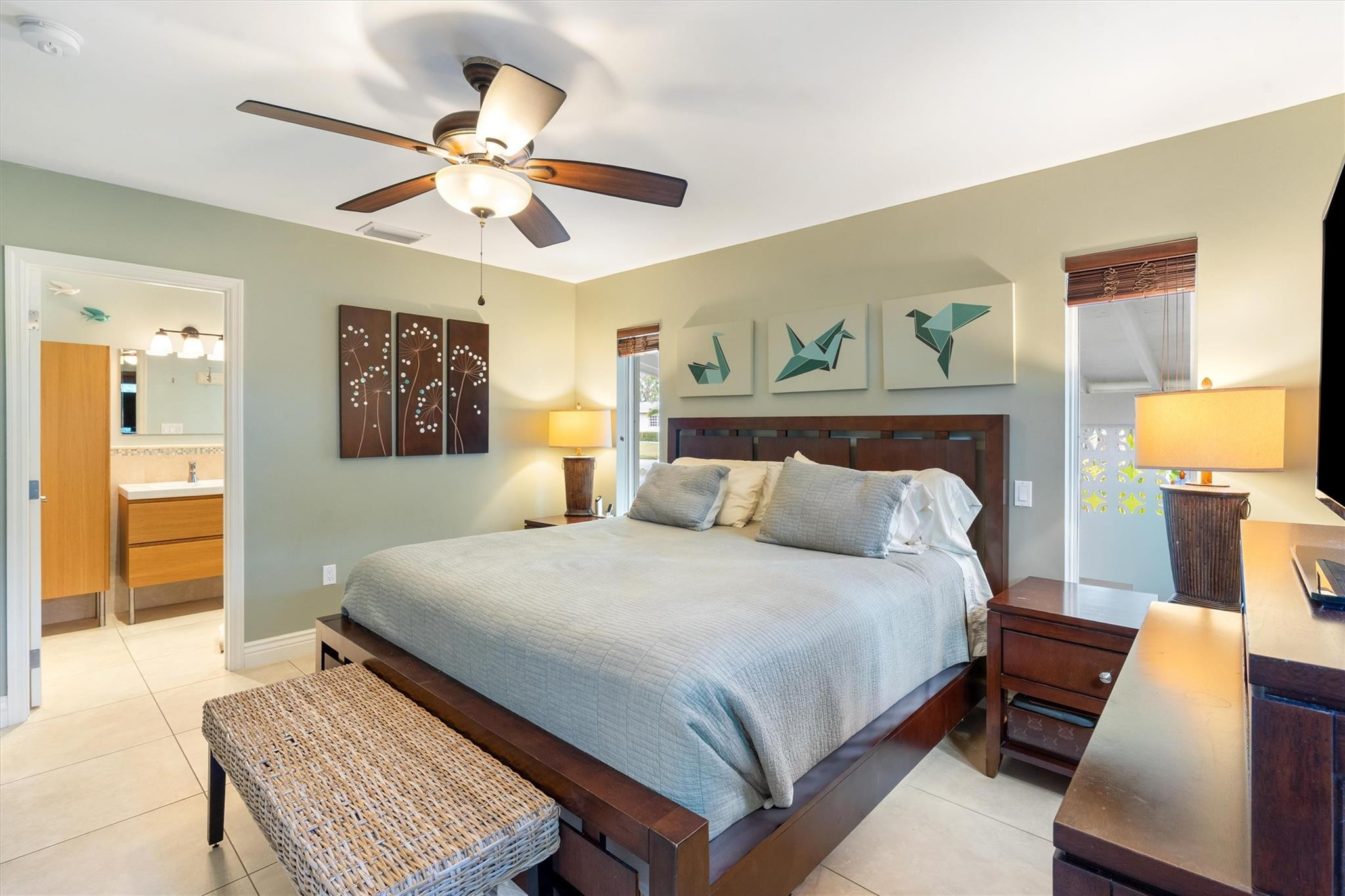 Tropical Manors - Residential